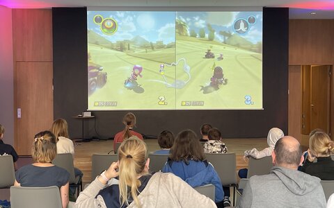 Ferienprogramm: MarioKart Turnier in der Ernst-Abbe-Bücherei